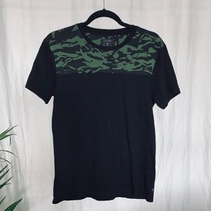 Mens Guess 100% cotton T-shirt size small